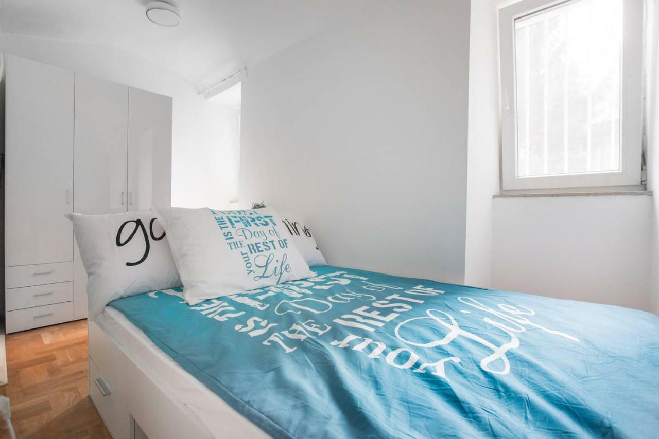 Studio Apartment Ivana 萨格勒布 外观 照片
